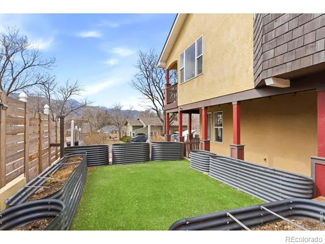 321 Graceland Grove Colorado Springs, CO 80904