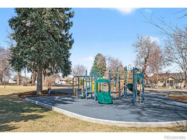 1021 Charlotte Street Johnstown, CO 80534