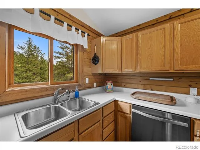 310 Wendelyn Way Boulder, CO 80302