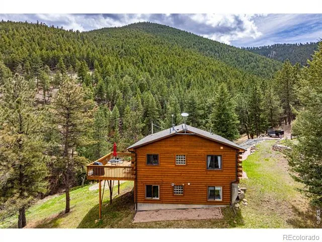310 Wendelyn Way Boulder, CO 80302