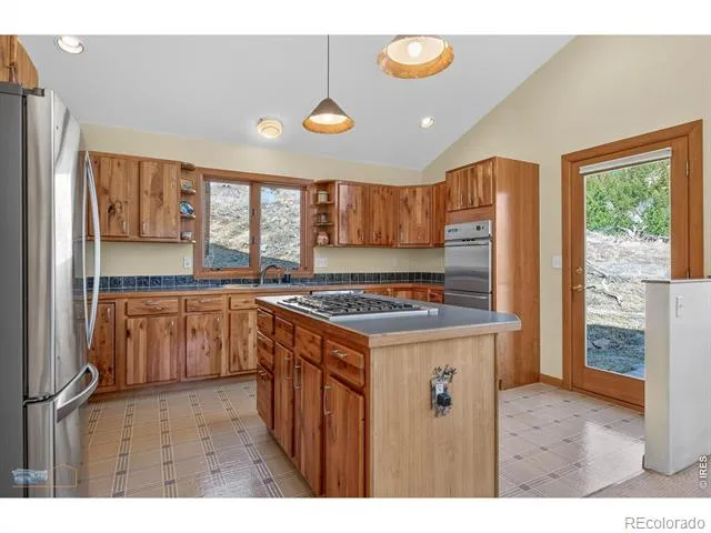1006 Kneale Road Eldorado Springs, CO 80025