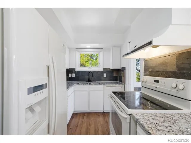 910 Chute Road Golden, CO 80403