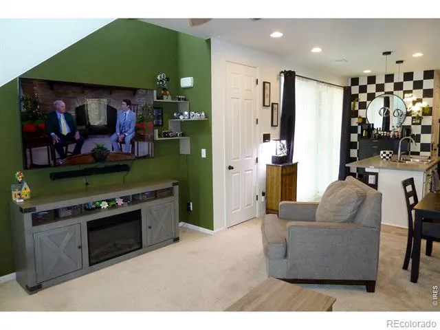 44 Trussville Street Aurora, CO 80018