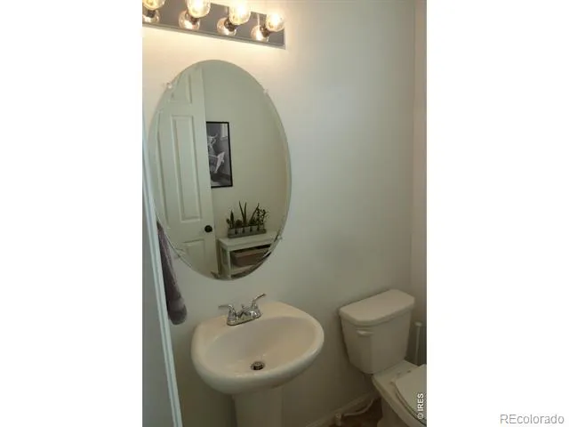 44 Trussville Street Aurora, CO 80018