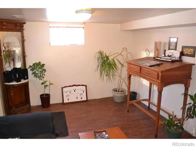 135 Cleveland Avenue Loveland, CO 80537