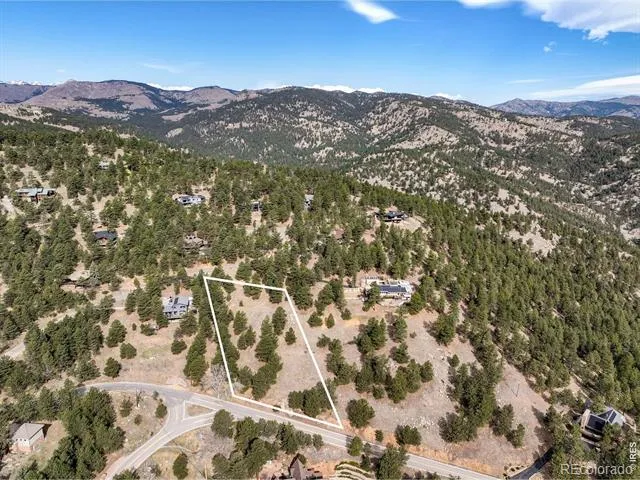 61 Wild Horse Circle Boulder, CO 80304