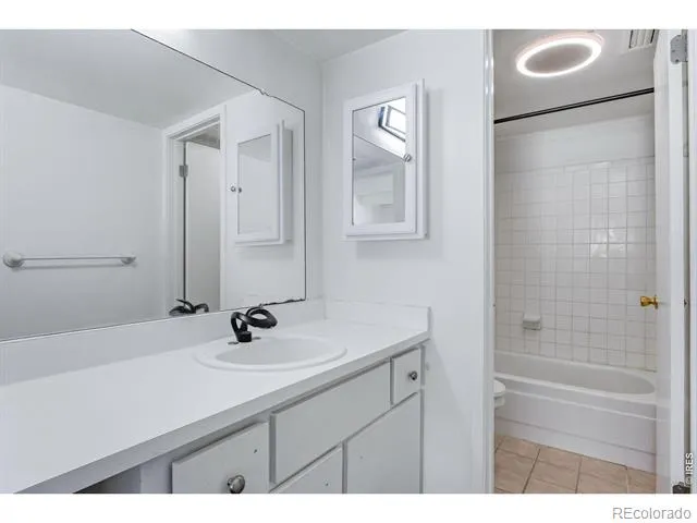 9725 E Harvard Avenue #363 Denver, CO 80231