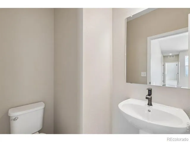 24406 E 35th Drive Aurora, CO 80019