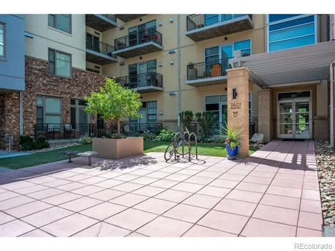 3601 Arapahoe Avenue #424