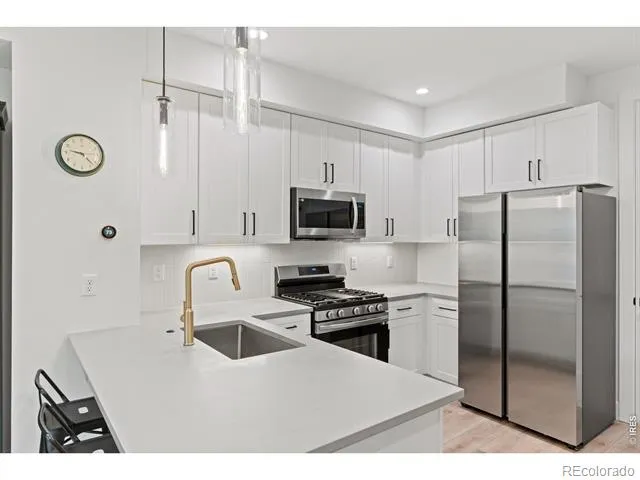 2016 W 46th Avenue Denver, CO 80211