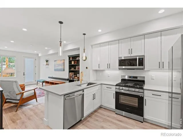 2016 W 46th Avenue Denver, CO 80211