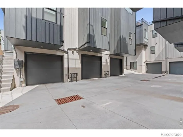2016 W 46th Avenue Denver, CO 80211