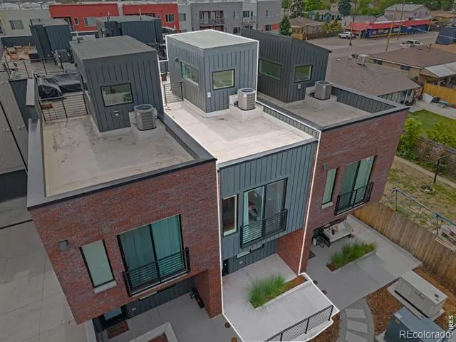2016 W 46th Avenue Denver, CO 80211