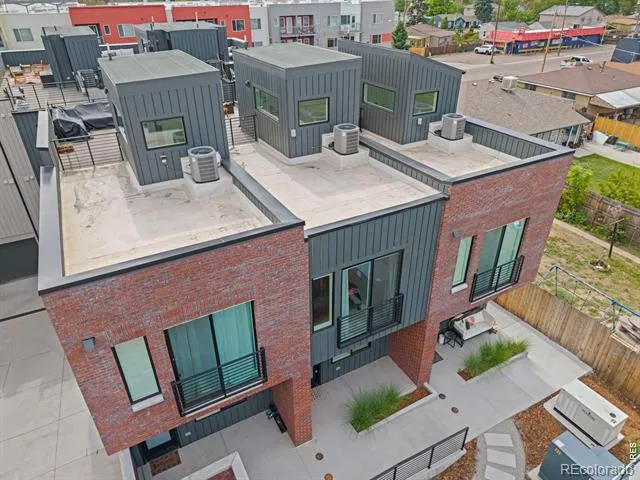 2016 W 46th Avenue Denver, CO 80211