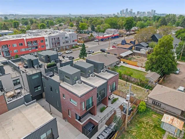 2016 W 46th Avenue Denver, CO 80211