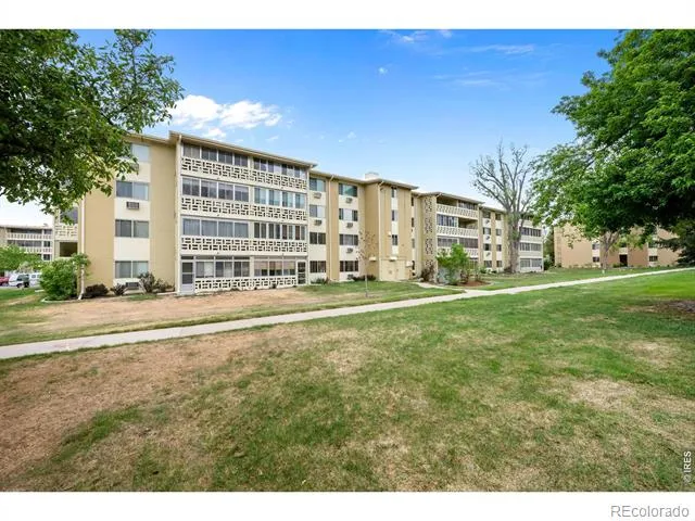 695 S Alton Way #6D Denver, CO 80247
