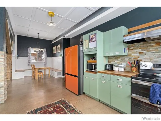 1154 Redstone Drive Bellvue, CO 80512