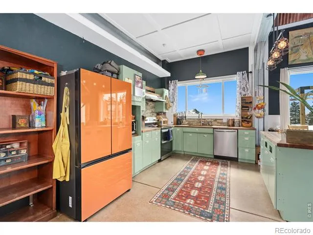 1154 Redstone Drive Bellvue, CO 80512