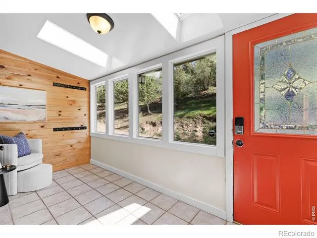 1003 Eagle Drive Lyons, CO 80540