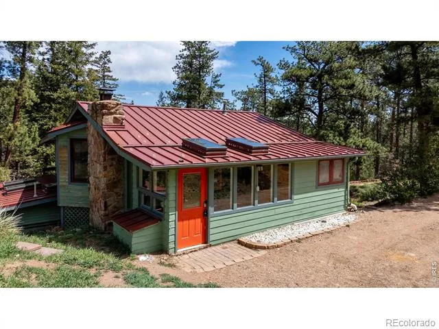 1003 Eagle Drive Lyons, CO 80540