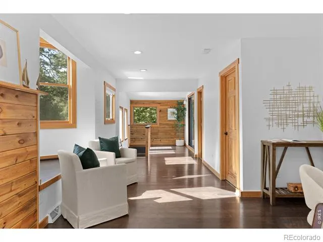 1003 Eagle Drive Lyons, CO 80540
