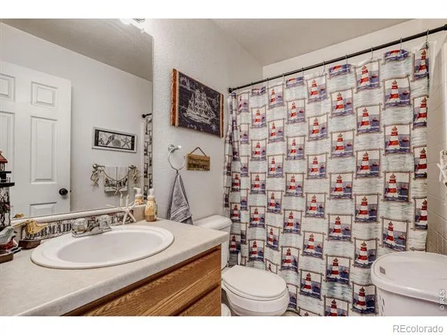 4228 E 94th Place Thornton, CO 80229