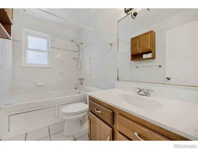 445 Hickory Place Broomfield, CO 80020