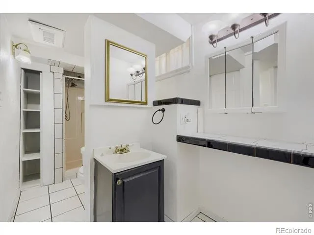 445 Hickory Place Broomfield, CO 80020