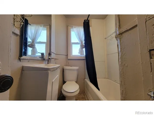 3819 Idaho Street Evans, CO 80620