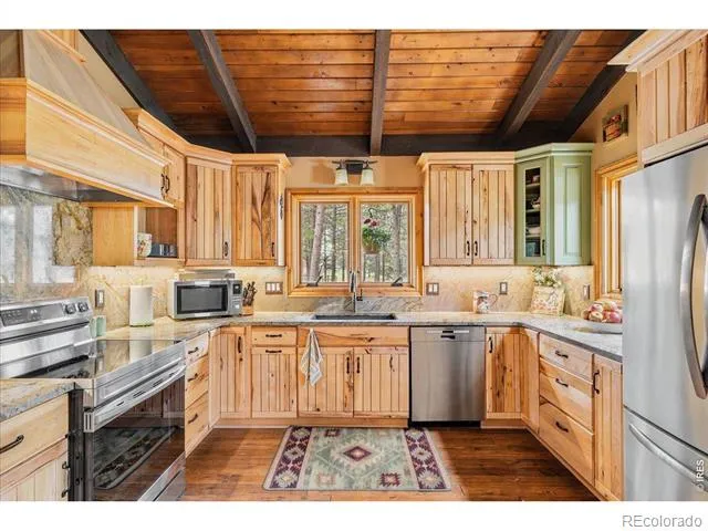 89 Aspen Leaf Lane Bellvue, CO 80512