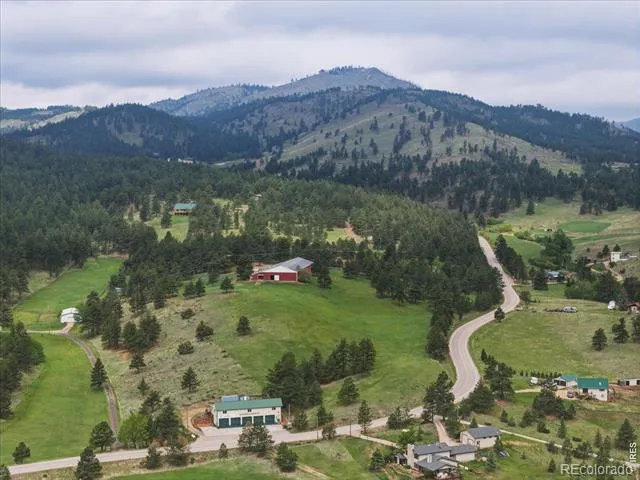 89 Aspen Leaf Lane Bellvue, CO 80512
