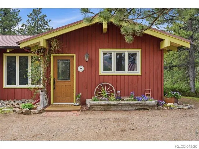 89 Aspen Leaf Lane Bellvue, CO 80512