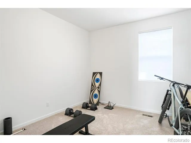 2905 S Flat Circle Longmont, CO 80503