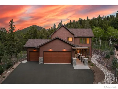 2742 Ypsilon Circle