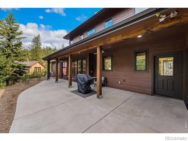 2742 Ypsilon Circle Estes Park, CO 80517