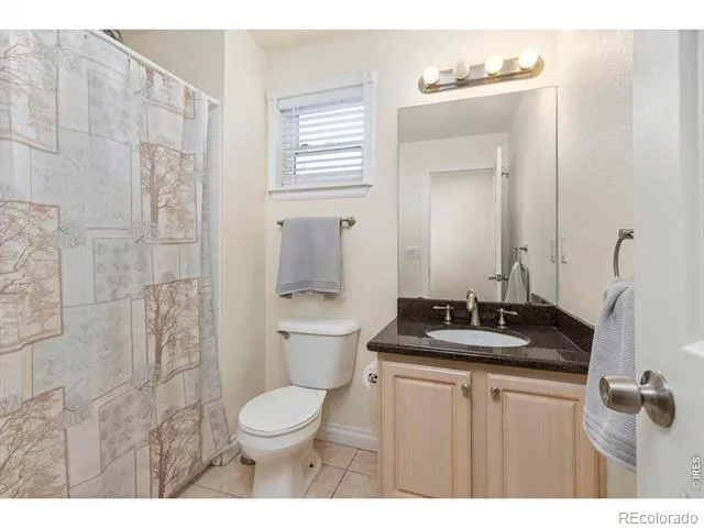2247 Watersong Circle Longmont, CO 80504