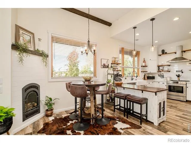 9816 County Road 7 Road Longmont, CO 80504
