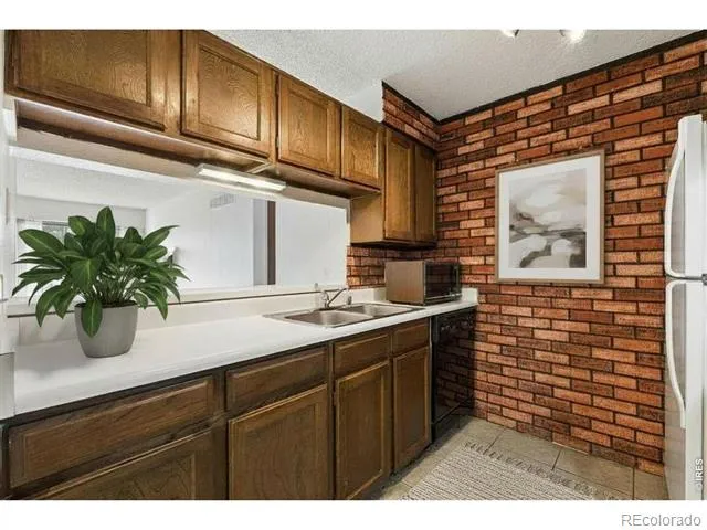 6505 Kalua Road #302B Boulder, CO 80301