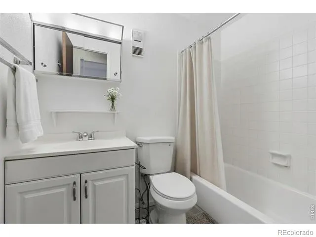 6505 Kalua Road #302B Boulder, CO 80301