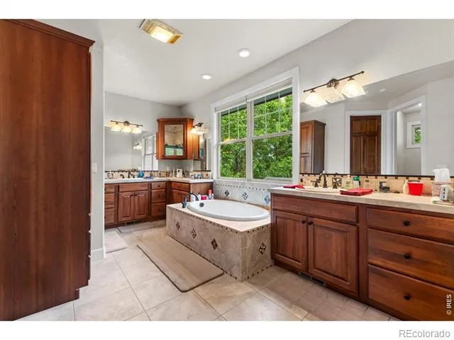 1824 E Seadrift Drive Windsor, CO 80550