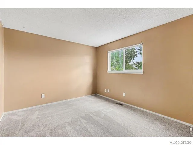 2220 S Jasper Way #B Aurora, CO 80013