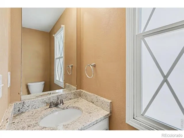 2220 S Jasper Way #B Aurora, CO 80013
