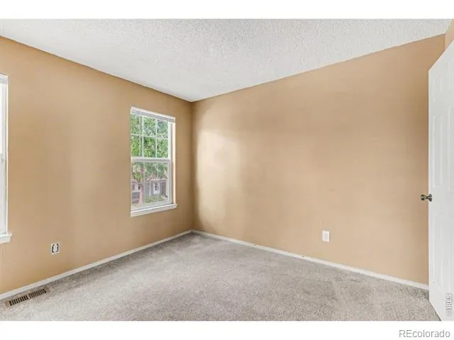 2220 S Jasper Way #B Aurora, CO 80013