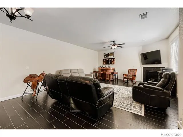 1507 Jackson Court Longmont, CO 80501