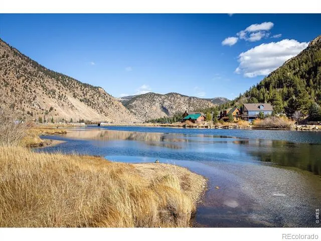 2121 Hummingbird Way #201 Georgetown, CO 80444