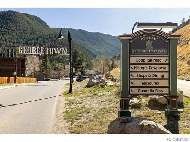 2121 Hummingbird Way #201 Georgetown, CO 80444