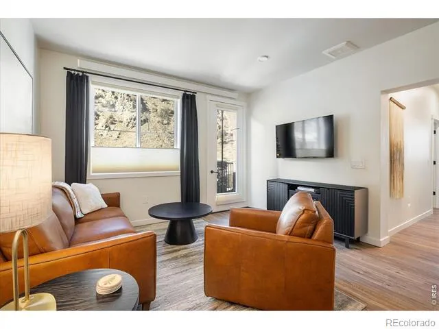 2121 Hummingbird Way #201 Georgetown, CO 80444