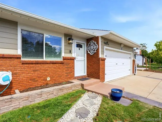 1864 Mount Sneffels Street Longmont, CO 80504