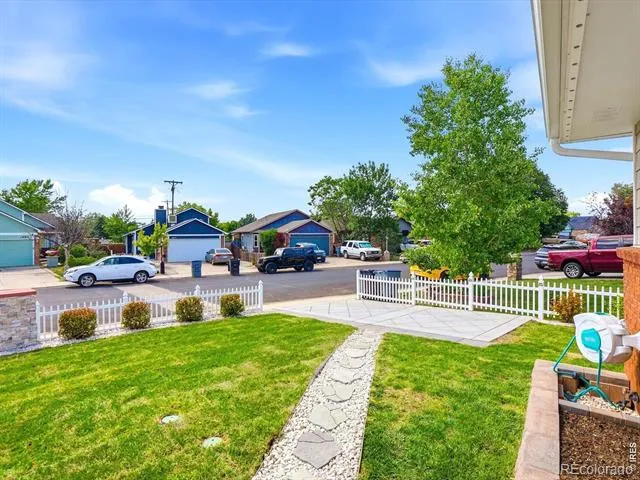 1864 Mount Sneffels Street Longmont, CO 80504