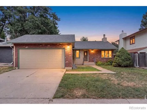 2718 Balmoral Court